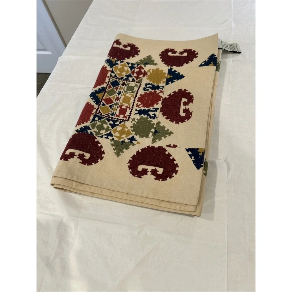 Pottery Barn Table Runner 20